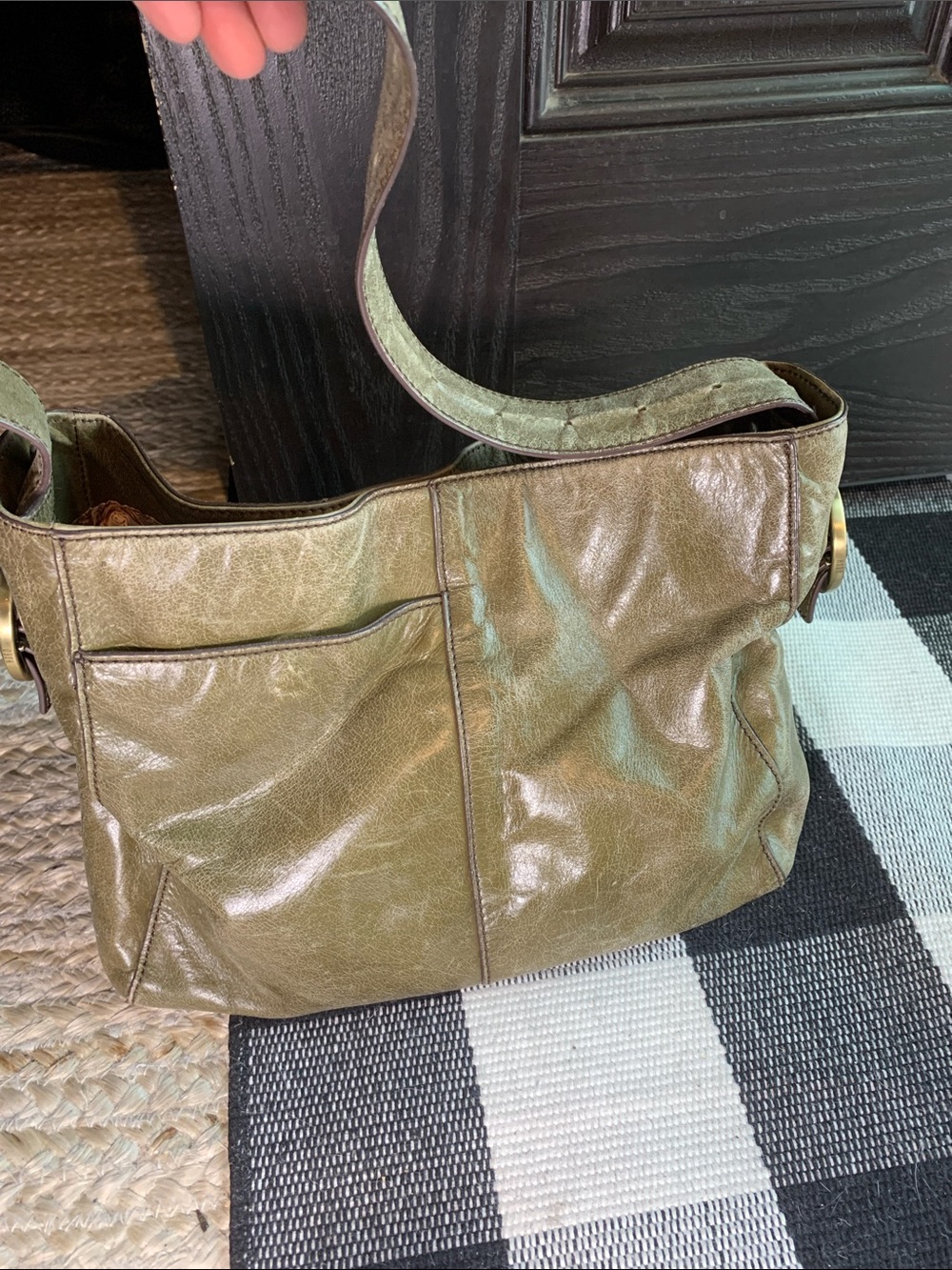 HOBO Render Olive Green Leather Shoulder Bag - Picture 4 of 15